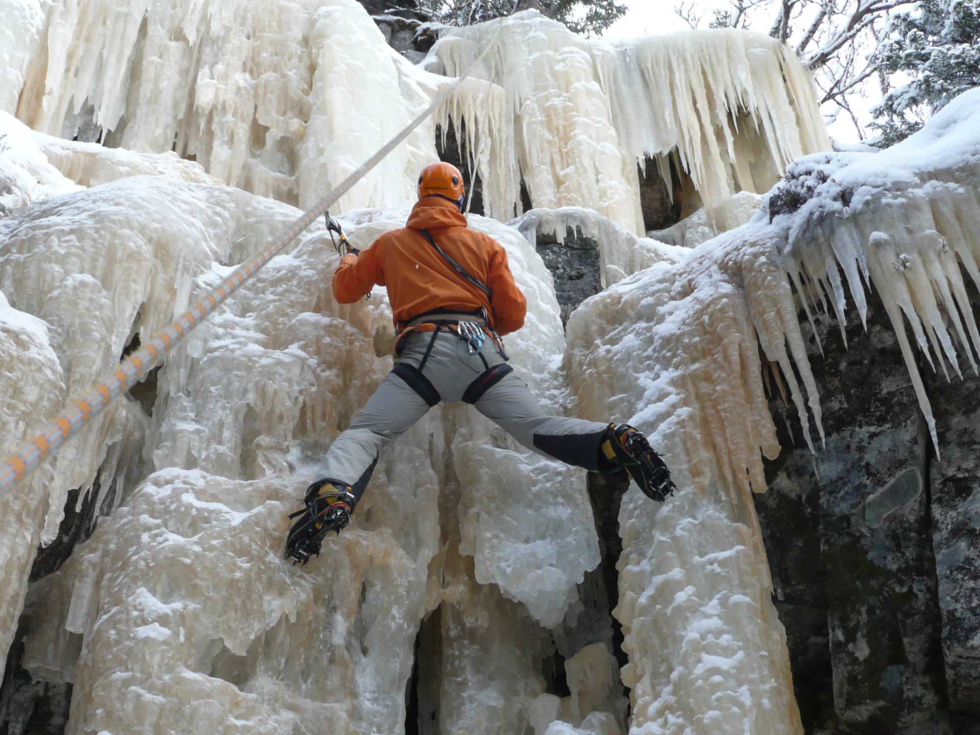 Ice climbing in Åre